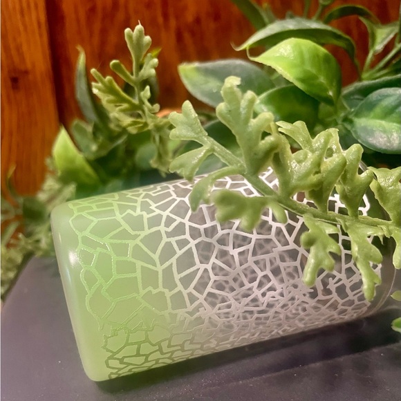 West Virginia MCM 50’s Seaspray Mojito
Crackle Glass - Picture 3 of 4